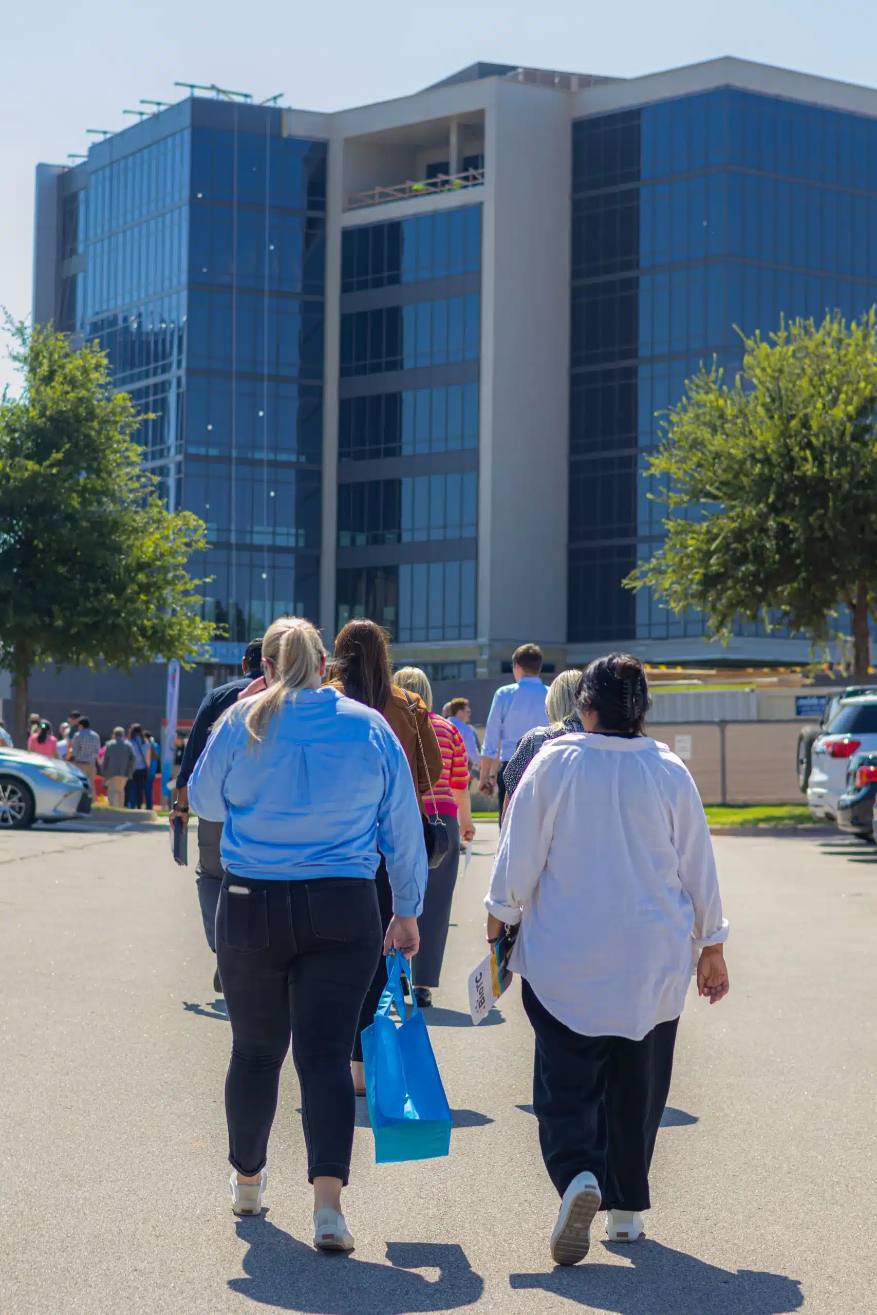Life Science Oklahoma networking event participants walk toward the Convergence campus for a tour.